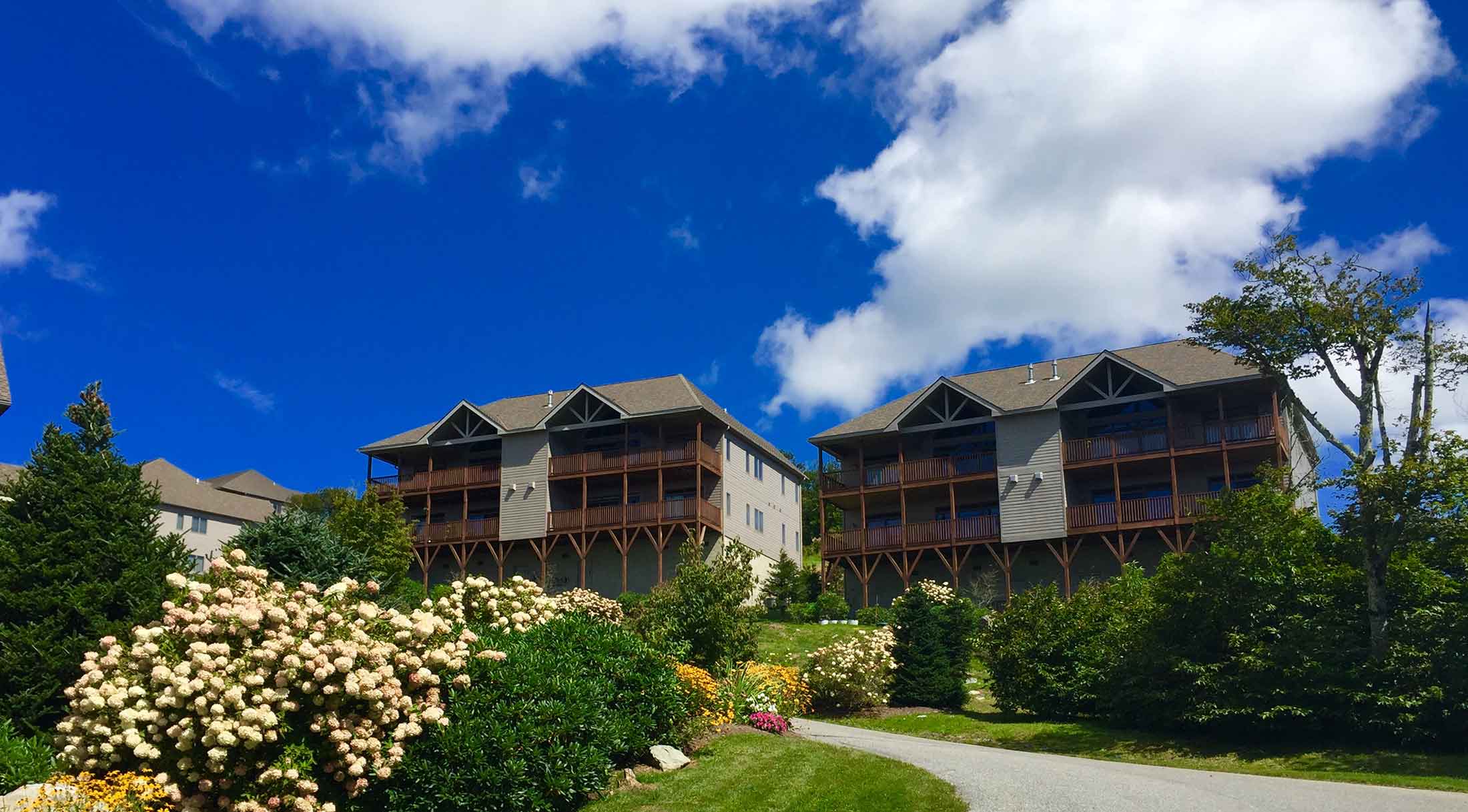 Location and Condominiums NC Mountain Condominiums at The Reserve at